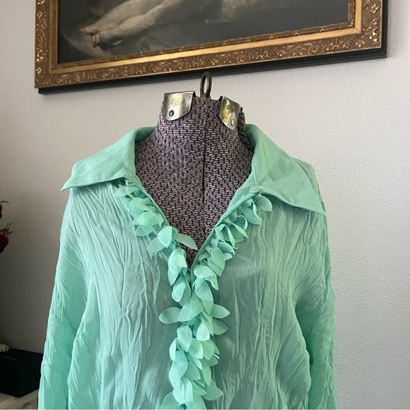Y2K green ruffle blouse - Picture 3 of 5